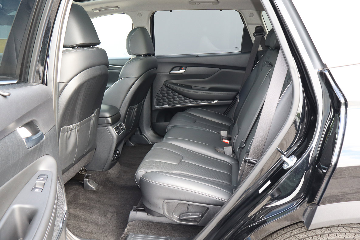 Used 2023 Hyundai Santa Fe Limited image 8