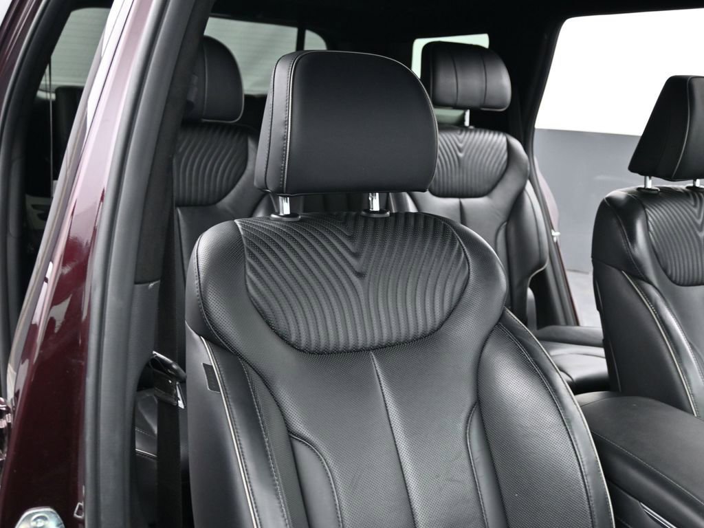 Used 2024 Hyundai Palisade Calligraphy image 27