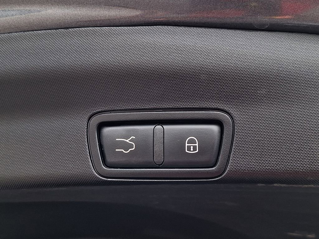 Used 2021 Alfa Romeo Stelvio Ti Sport image 34