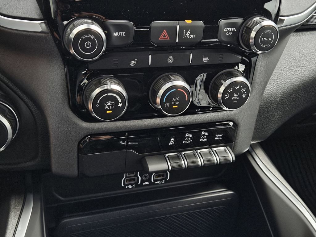 New 2026 RAM 1500 2WD Crew Cab image 19