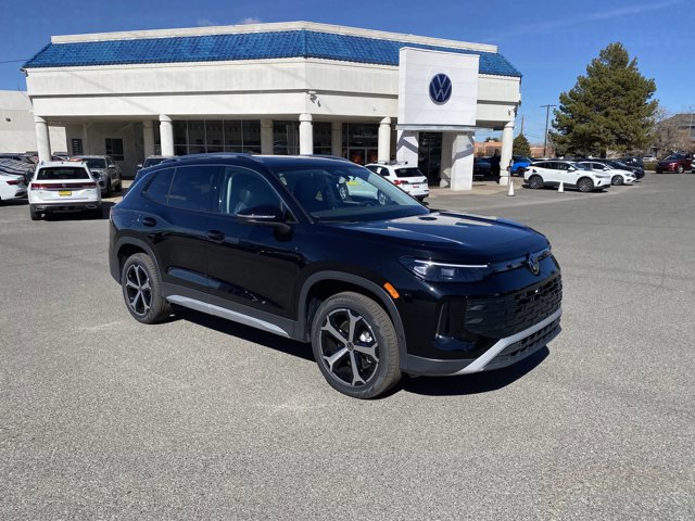 New 2026 Volkswagen Tiguan SE AWD/4WD image 2