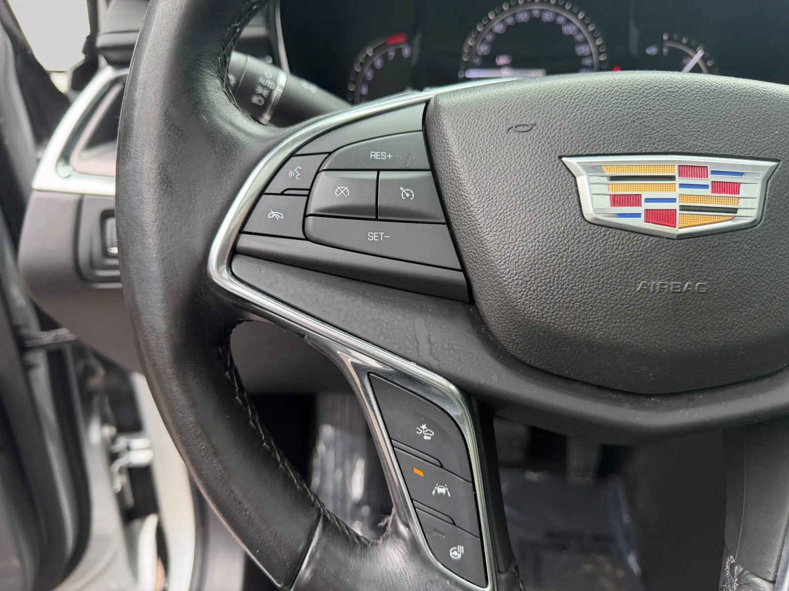 Used 2019 Cadillac XT5 Premium Luxury FWD image 21