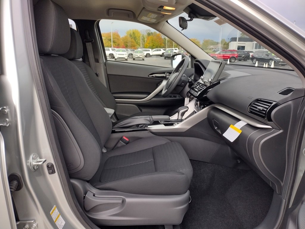 New 2026 Mitsubishi Eclipse Cross ES image 10