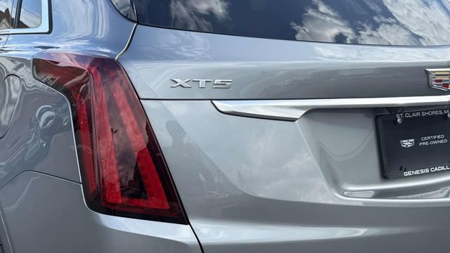 Certified 2024 Cadillac XT5 Premium Luxury FWD image 9