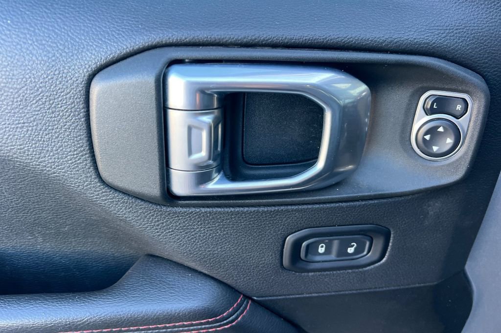 Used 2021 Jeep Wrangler Unlimited Rubicon image 11