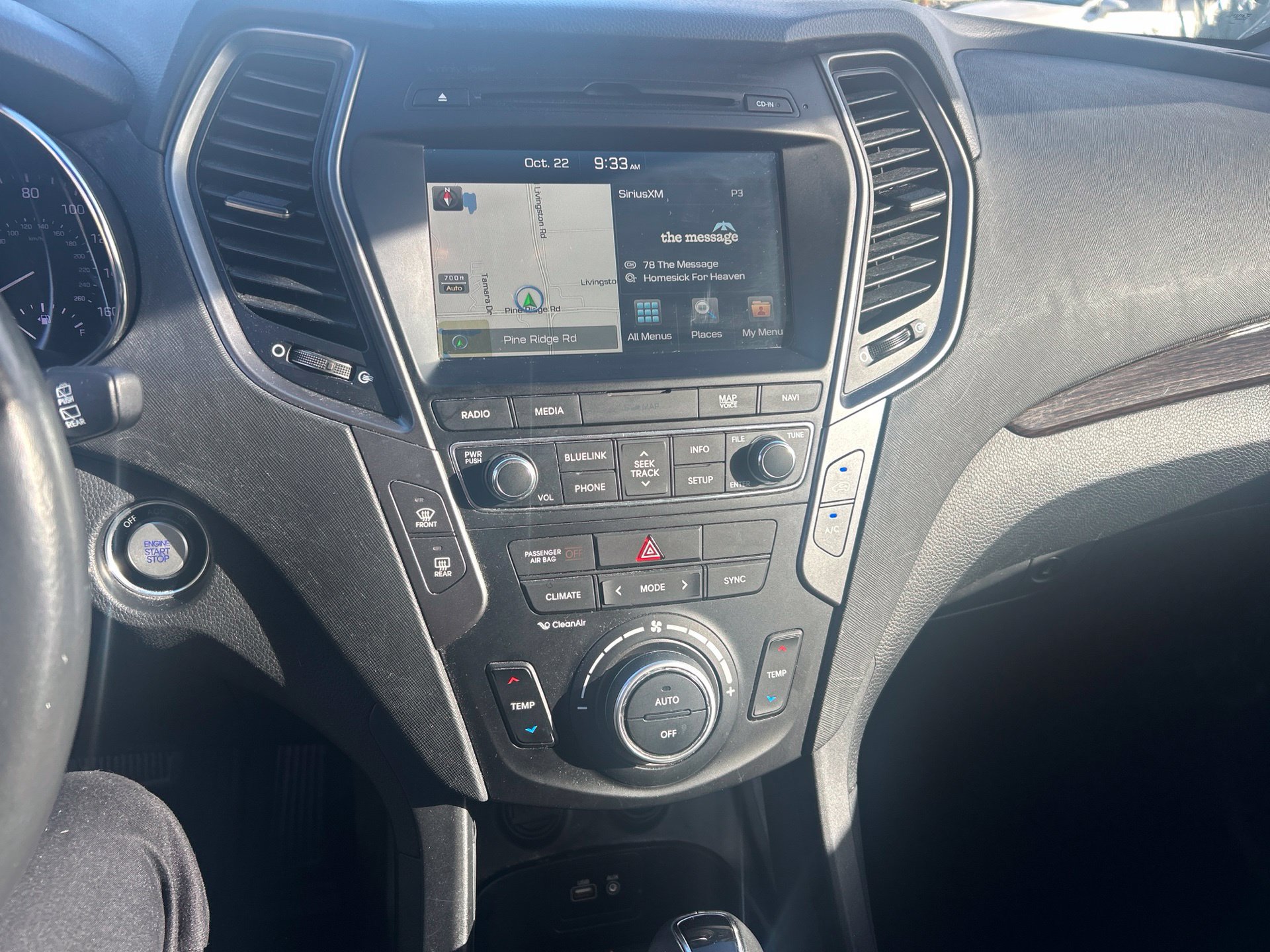 Used 2017 Hyundai Santa Fe Sport FWD image 22