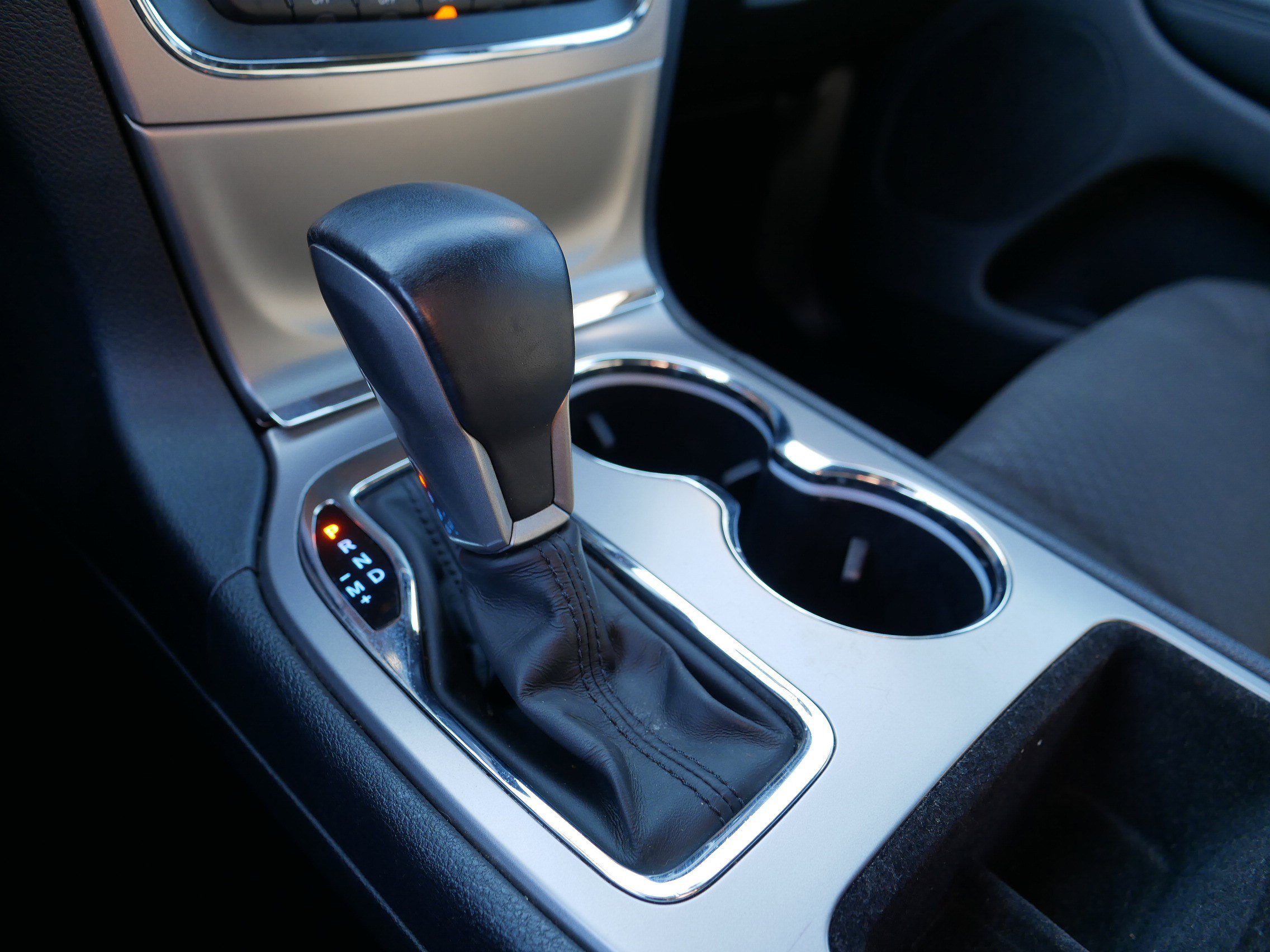 Certified 2021 Jeep Grand Cherokee Laredo w/ Security & Convenience Group image 24