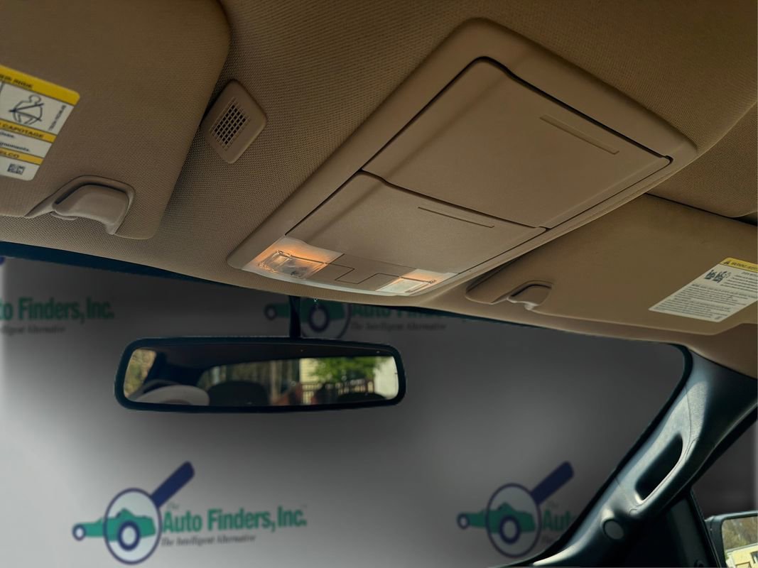 Used 2014 Ford F150 XLT w/ XLT Chrome Package image 16