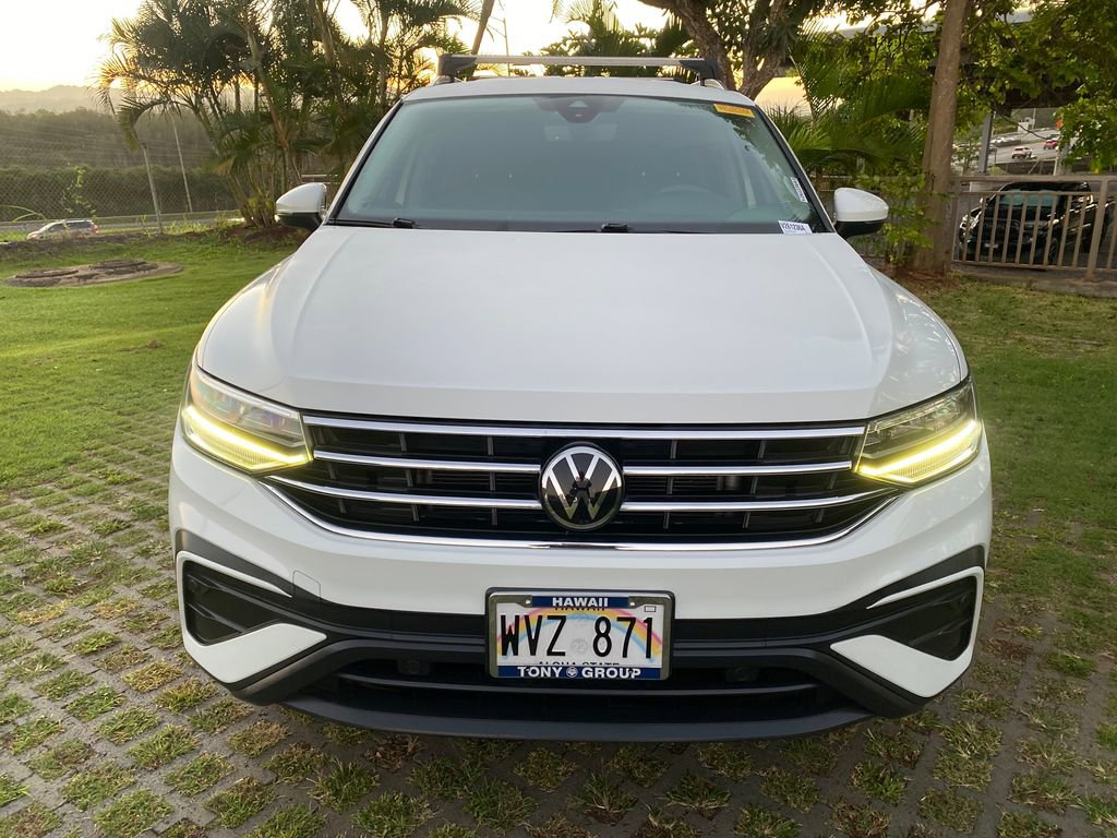 Used 2022 Volkswagen Tiguan SE image 2