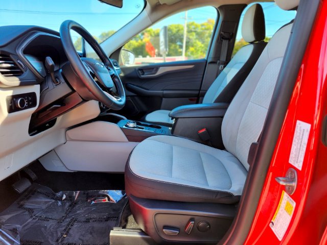 Certified 2024 Ford Escape Active AWD/4WD image 18