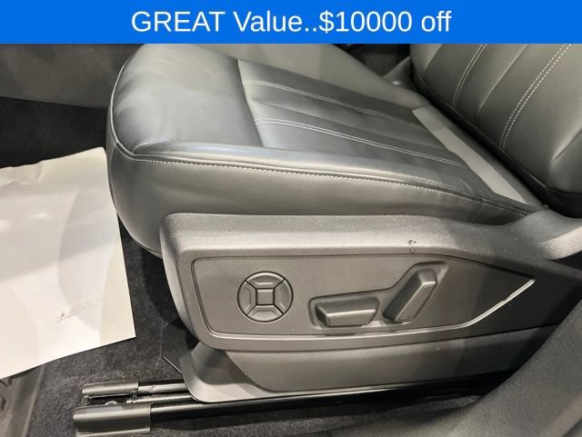 Used 2025 Audi Q5 Premium w/ 19" Wheel Package AWD/4WD image 9