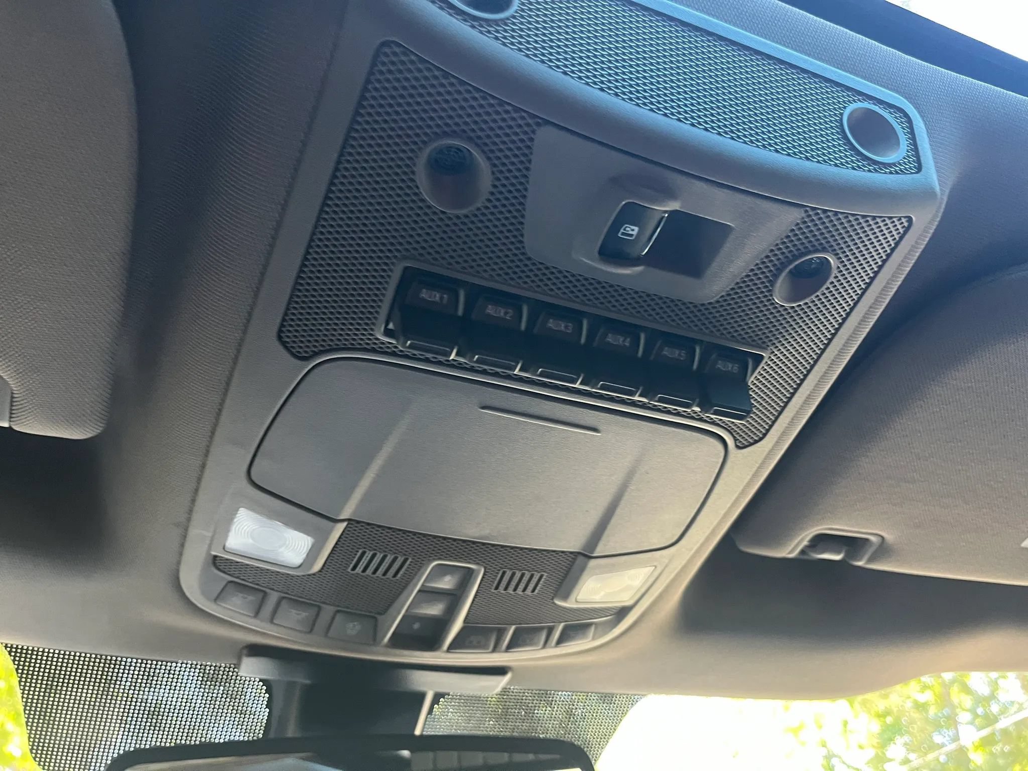 Used 2017 Ford F250 Lariat w/ Lariat Ultimate Package AWD/4WD image 27