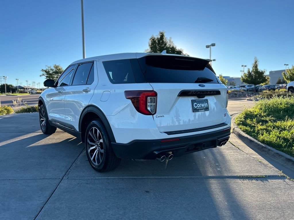 Used 2022 Ford Explorer ST w/ Technology Package AWD/4WD image 5