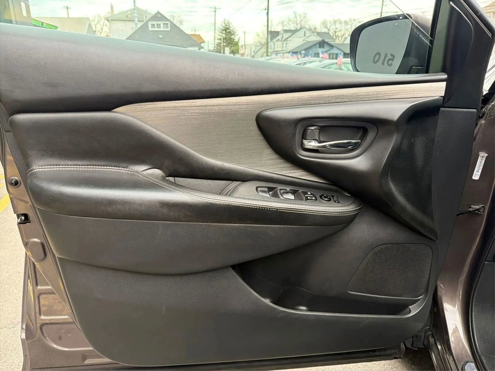 Used 2017 Nissan Murano S image 19