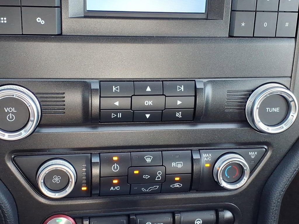 Used 2019 Ford Mustang GT w/ Black Accent Package RWD image 22