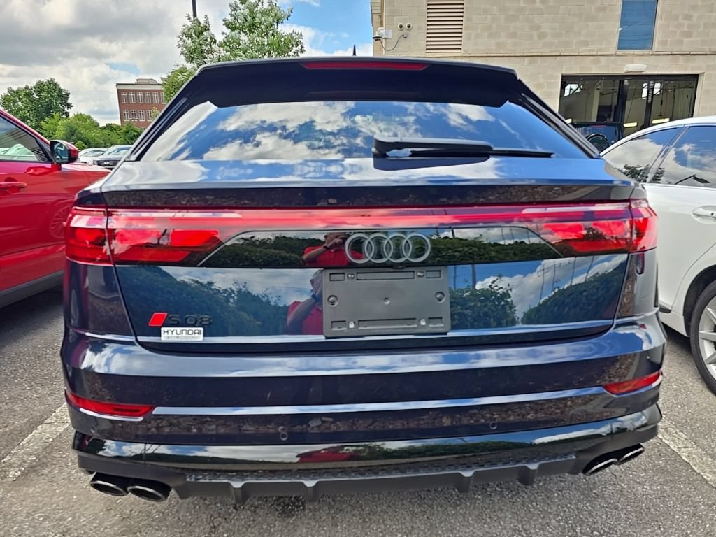 Used 2024 Audi SQ8 Prestige AWD/4WD image 6