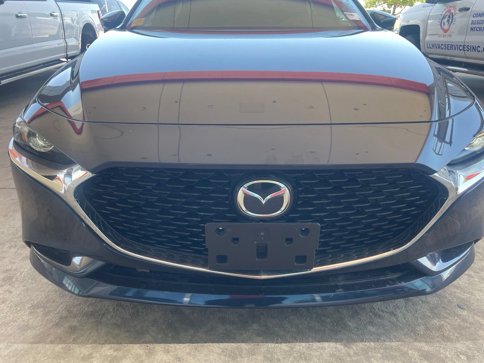 Used 2025 MAZDA MAZDA3 s FWD image 2