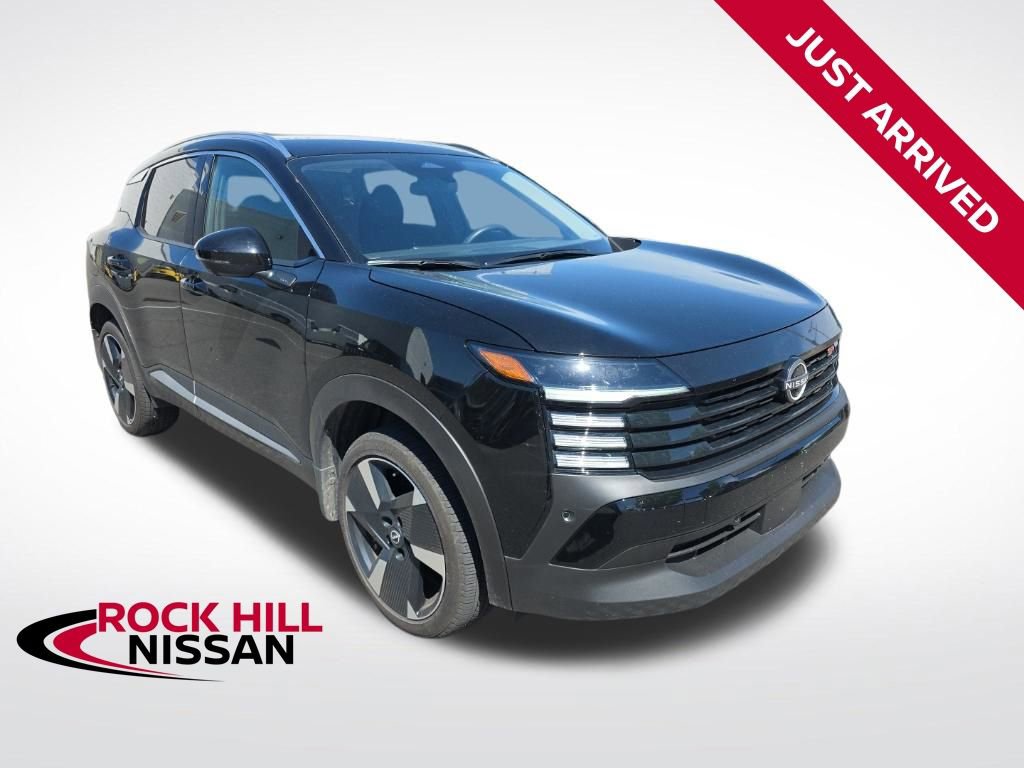 Used 2025 Nissan Kicks SR image 1