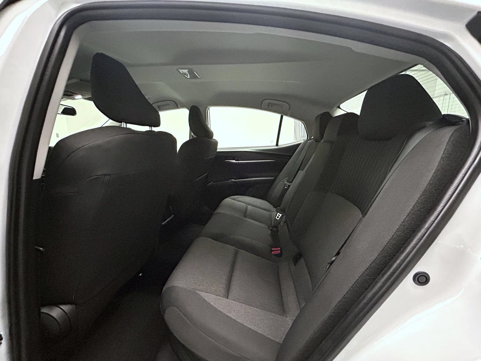 Used 2026 Toyota Camry LE FWD image 19