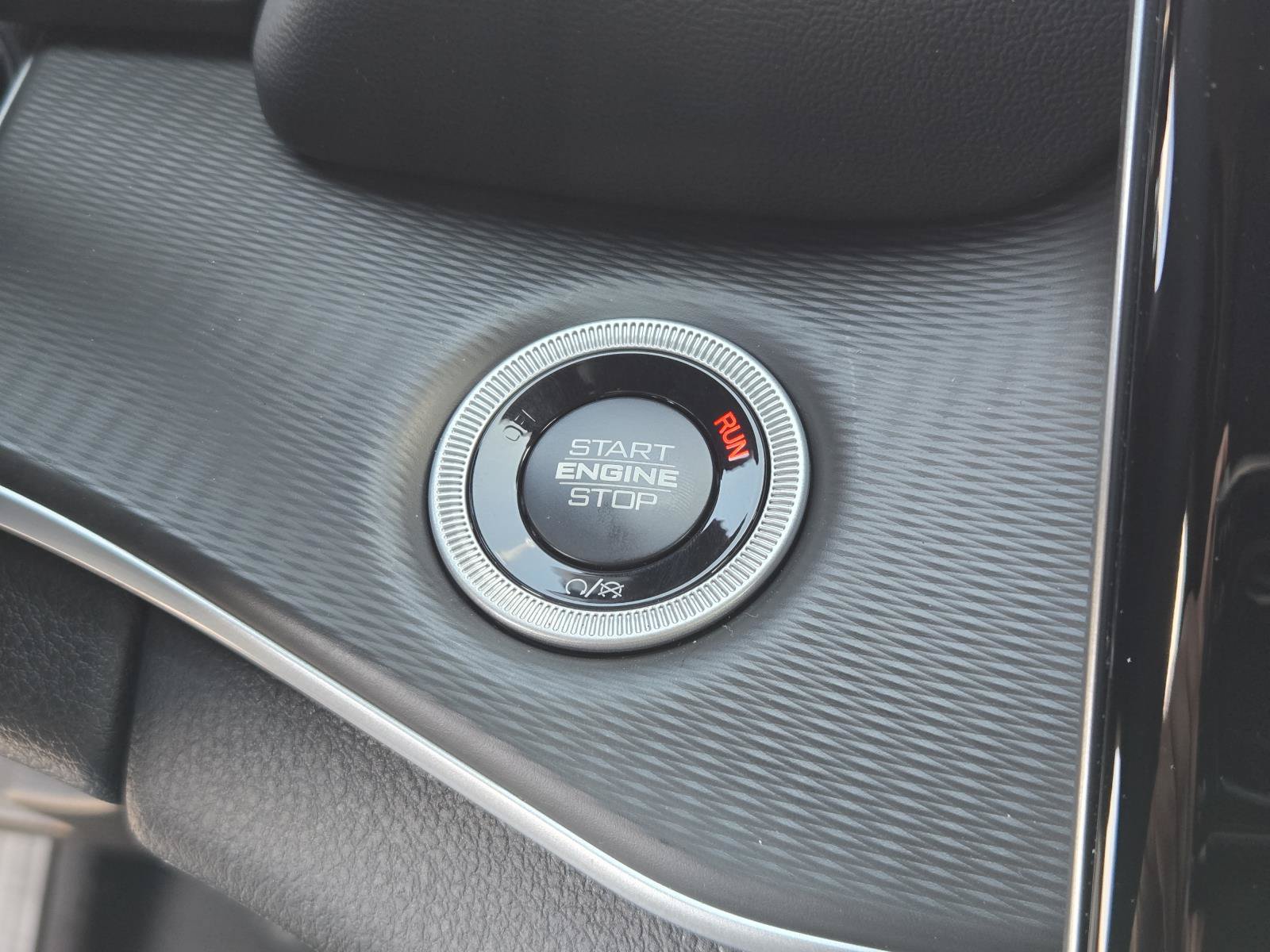 New 2026 Jeep Grand Cherokee Laredo X RWD image 12