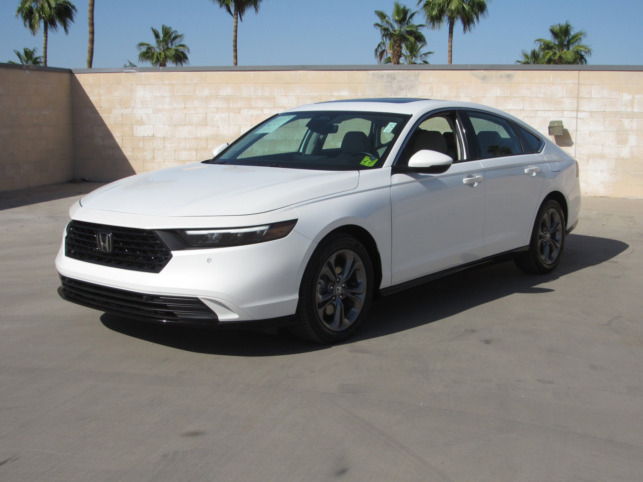 Certified 2024 Honda Accord EX-L image 1