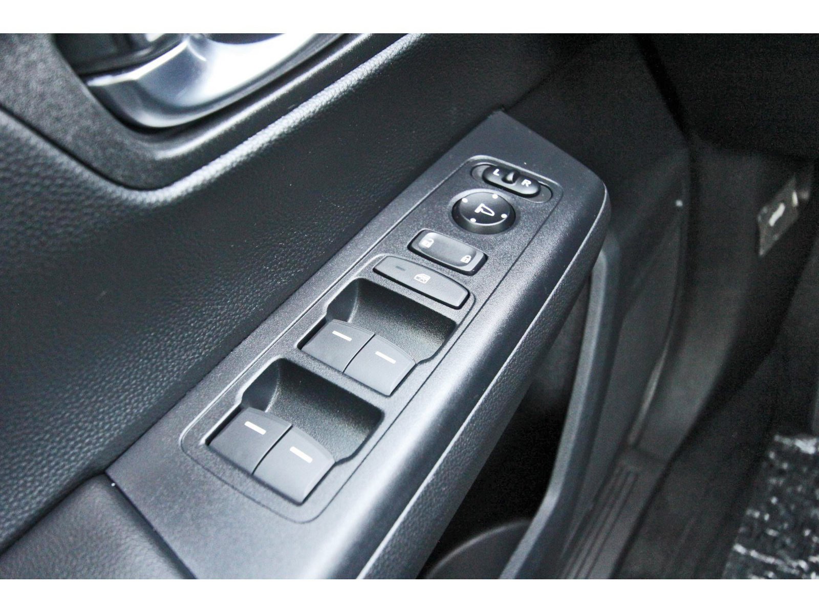 Used 2026 Honda CR-V Sport-L image 21