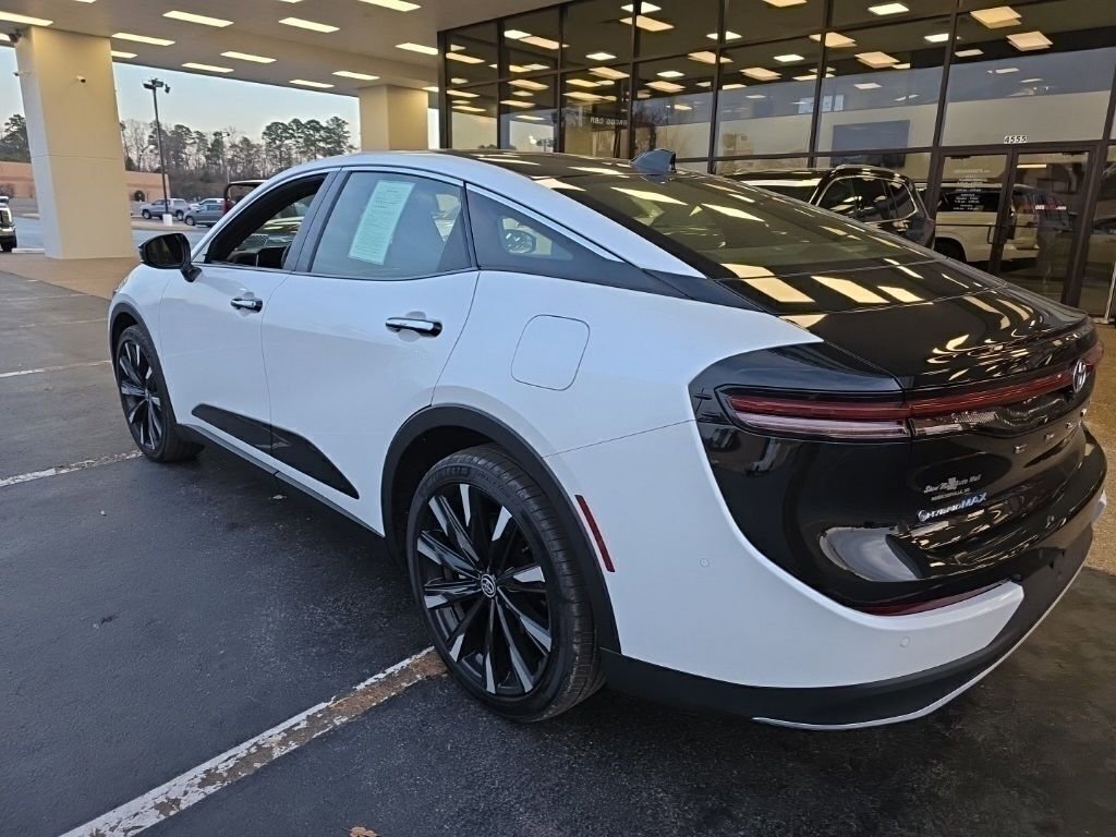 Used 2025 Toyota Crown Platinum image 8