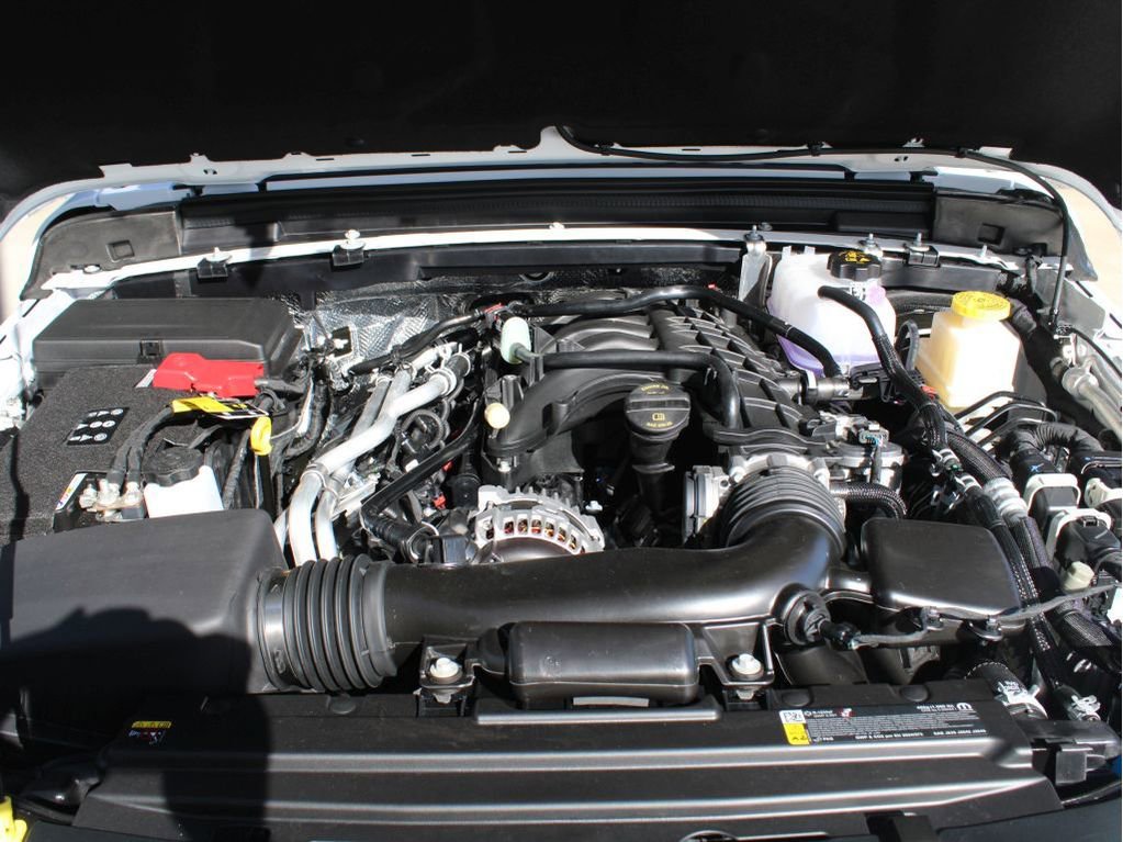 New 2025 Jeep Gladiator Sport image 33