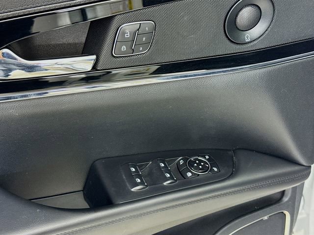 Used 2023 Lincoln Nautilus Reserve w/ Equipment Group 201A image 20