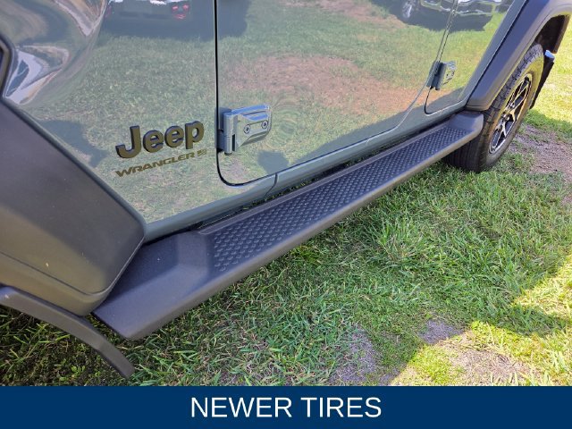 Used 2024 Jeep Wrangler Unlimited Sport AWD/4WD image 6