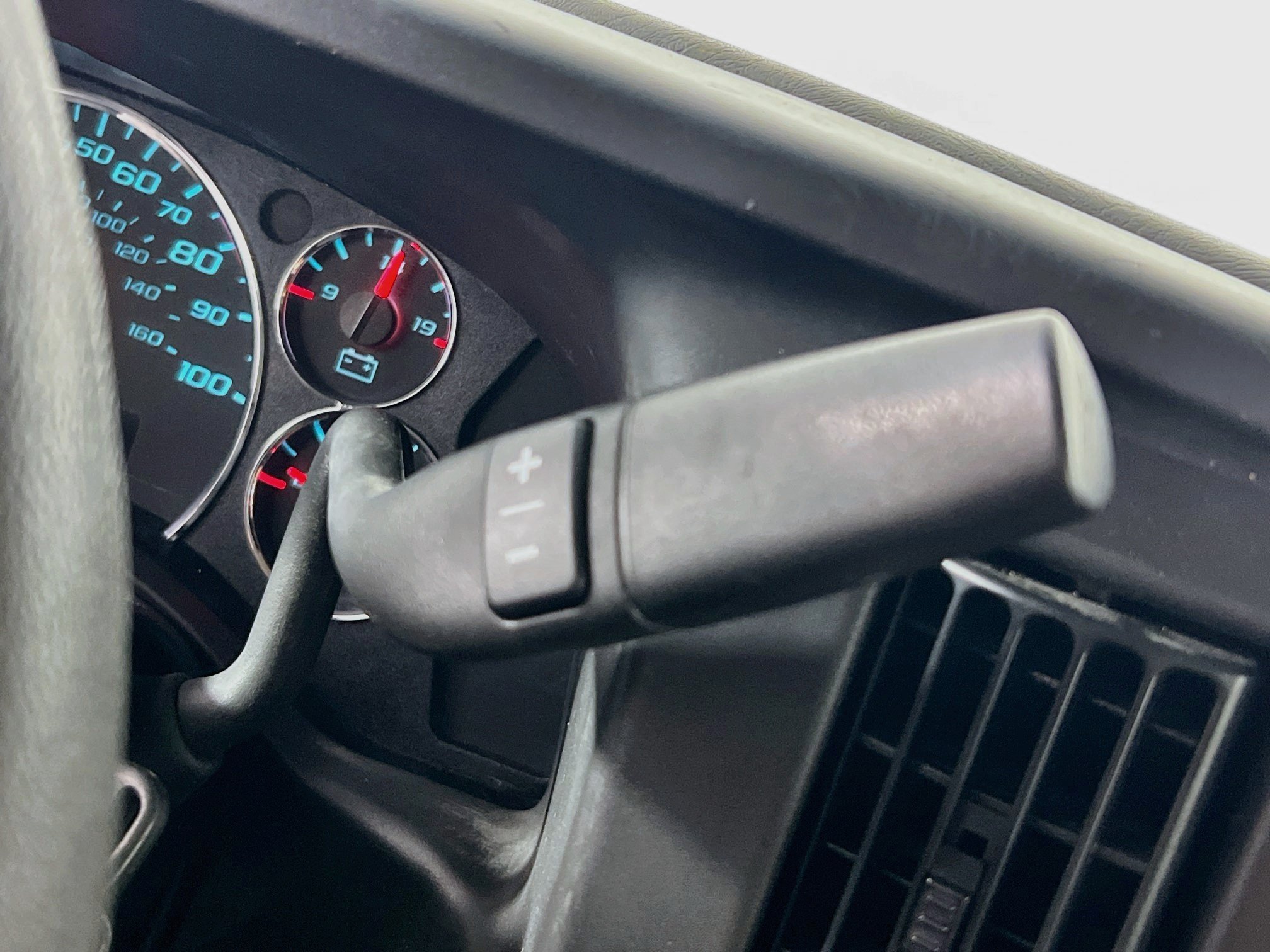 Used 2025 GMC Savana 2500 w/ Driver Convenience Package RWD image 18