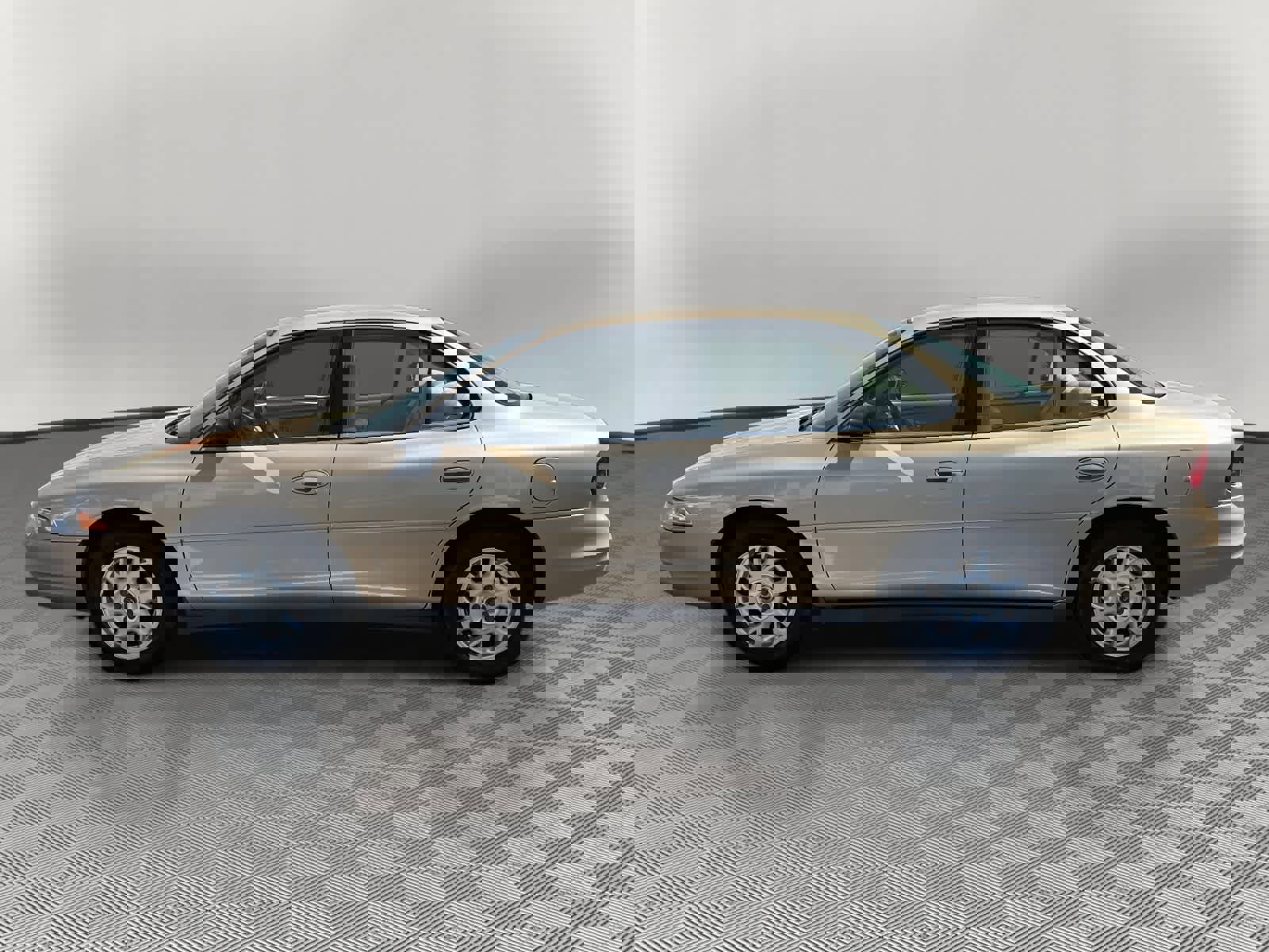 Used 2001 Oldsmobile Intrigue GX w/ Driver Control Pkg image 6