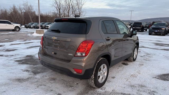 Used 2021 Chevrolet Trax LS w/ Tint and Cruise Package image 3