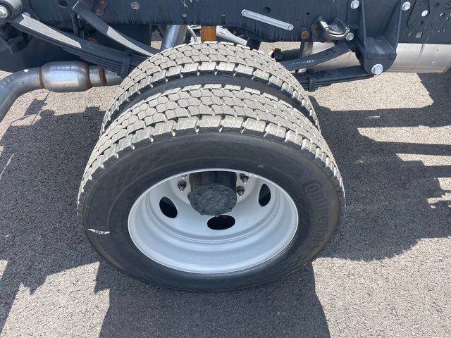 New 2024 Ford F550 4x4 Regular Cab Super Duty image 12