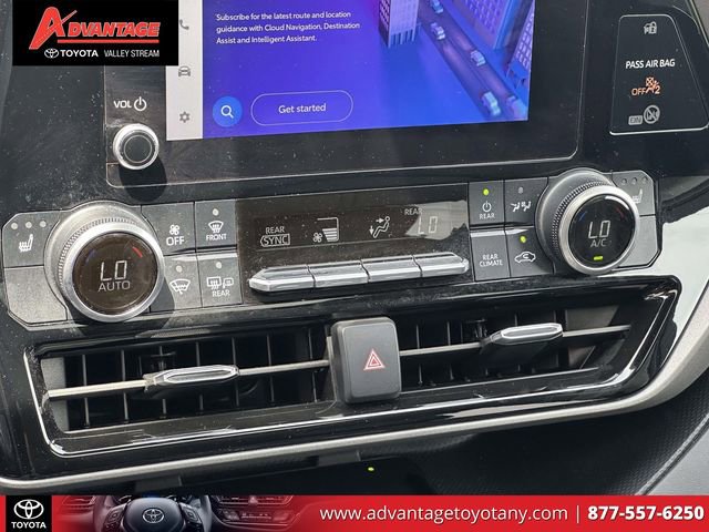 Used 2023 Toyota Highlander XLE AWD/4WD image 37