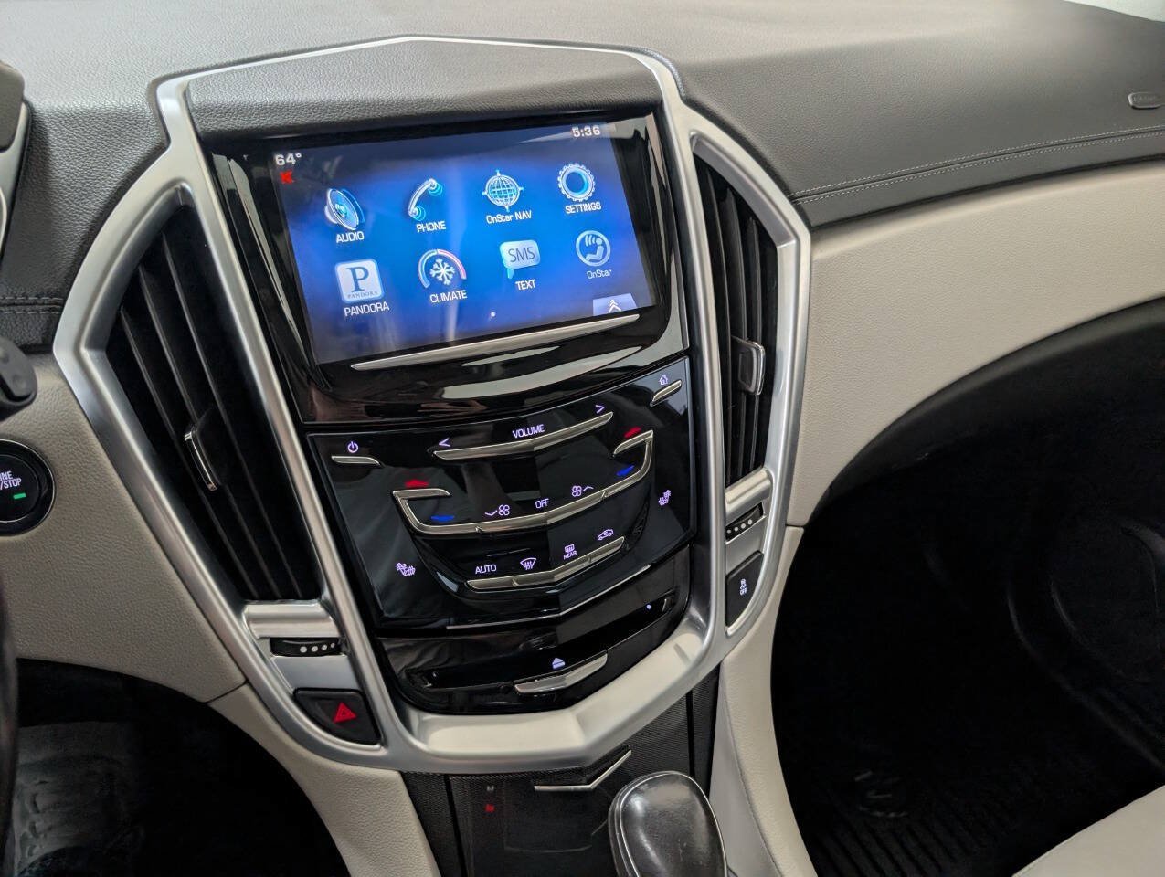 Used 2015 Cadillac SRX FWD image 9