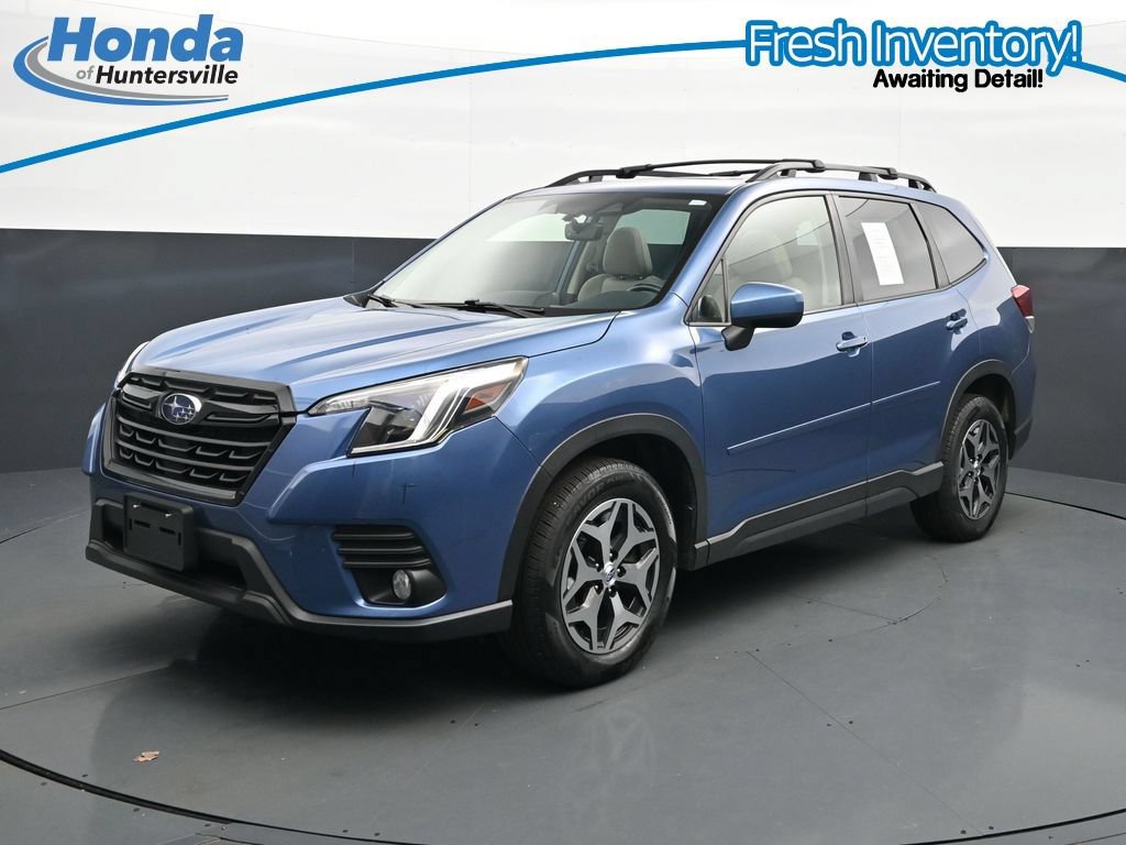 Used 2023 Subaru Forester Premium AWD/4WD image 4