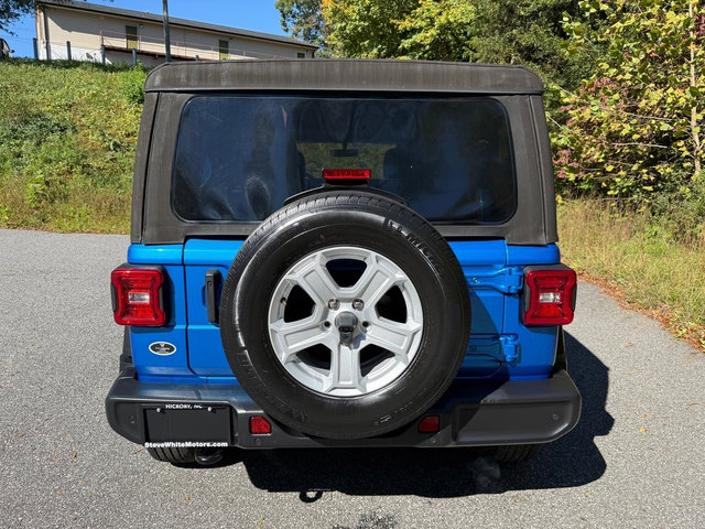Used 2022 Jeep Wrangler Sport S image 7