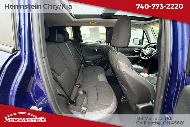 Used 2018 Jeep Renegade Altitude AWD/4WD image 12