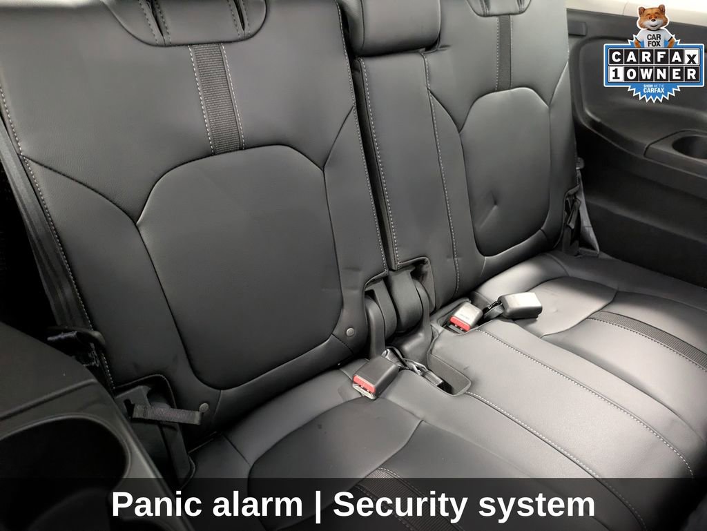 Certified 2025 Honda Pilot Touring image 32