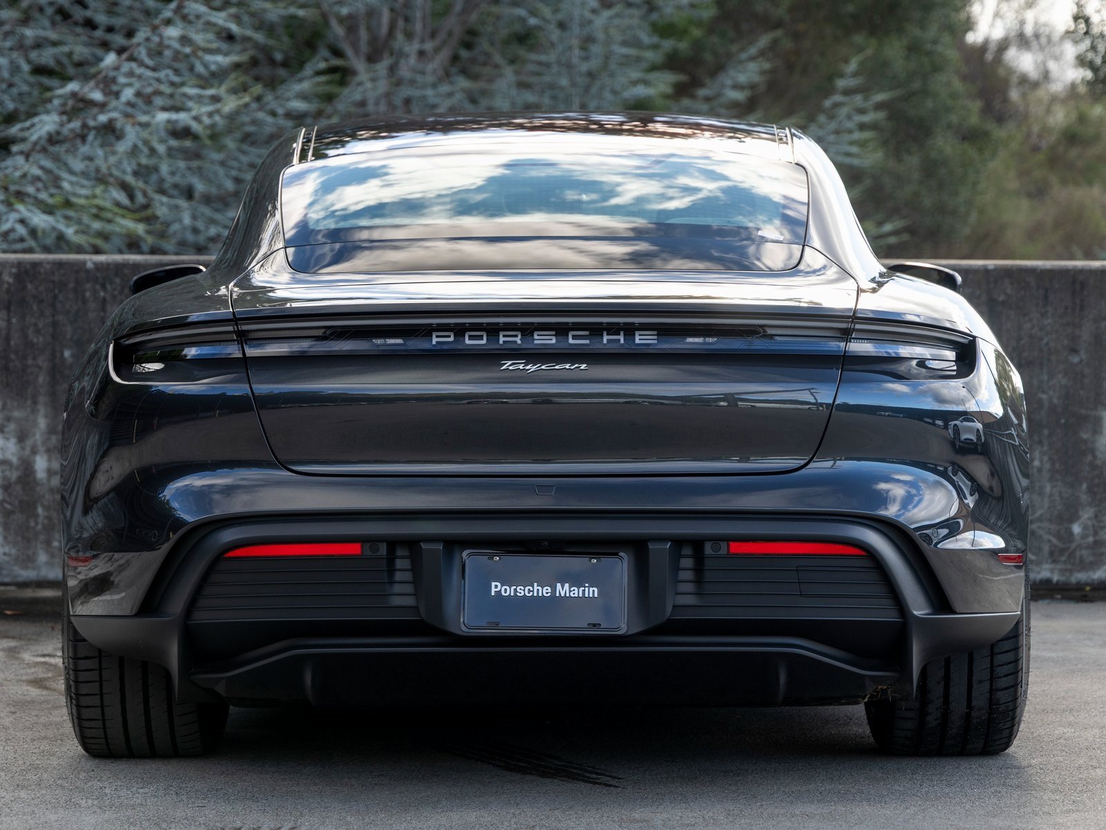 New 2025 Porsche Taycan image 10