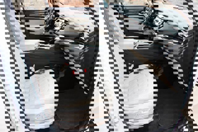 Used 2023 Buick Enclave Avenir w/ Avenir Technology Package image 18