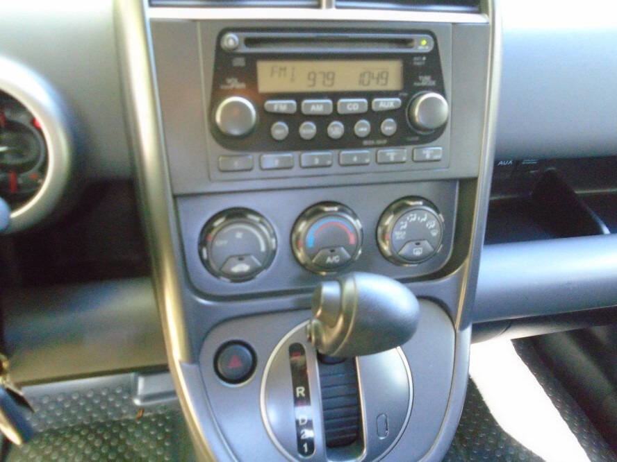 Used 2004 Honda Element EX image 13