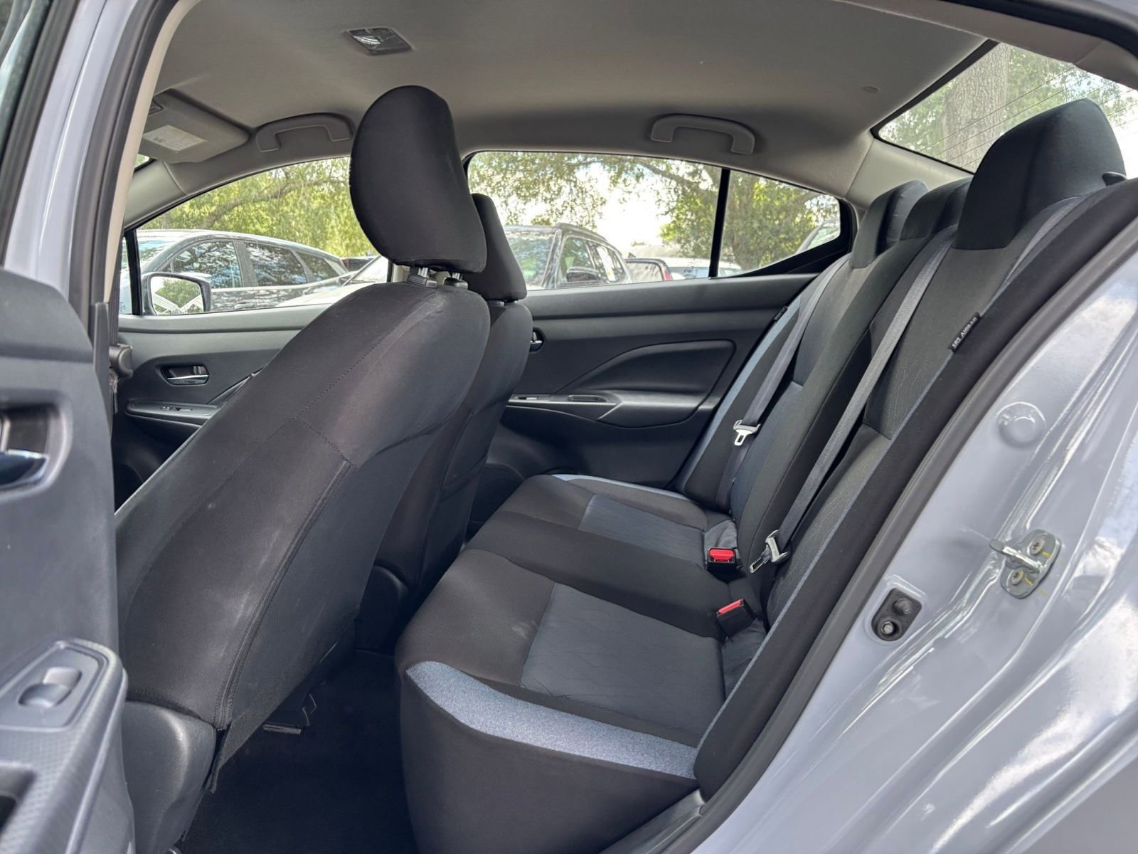 Used 2025 Nissan Versa SV FWD image 24