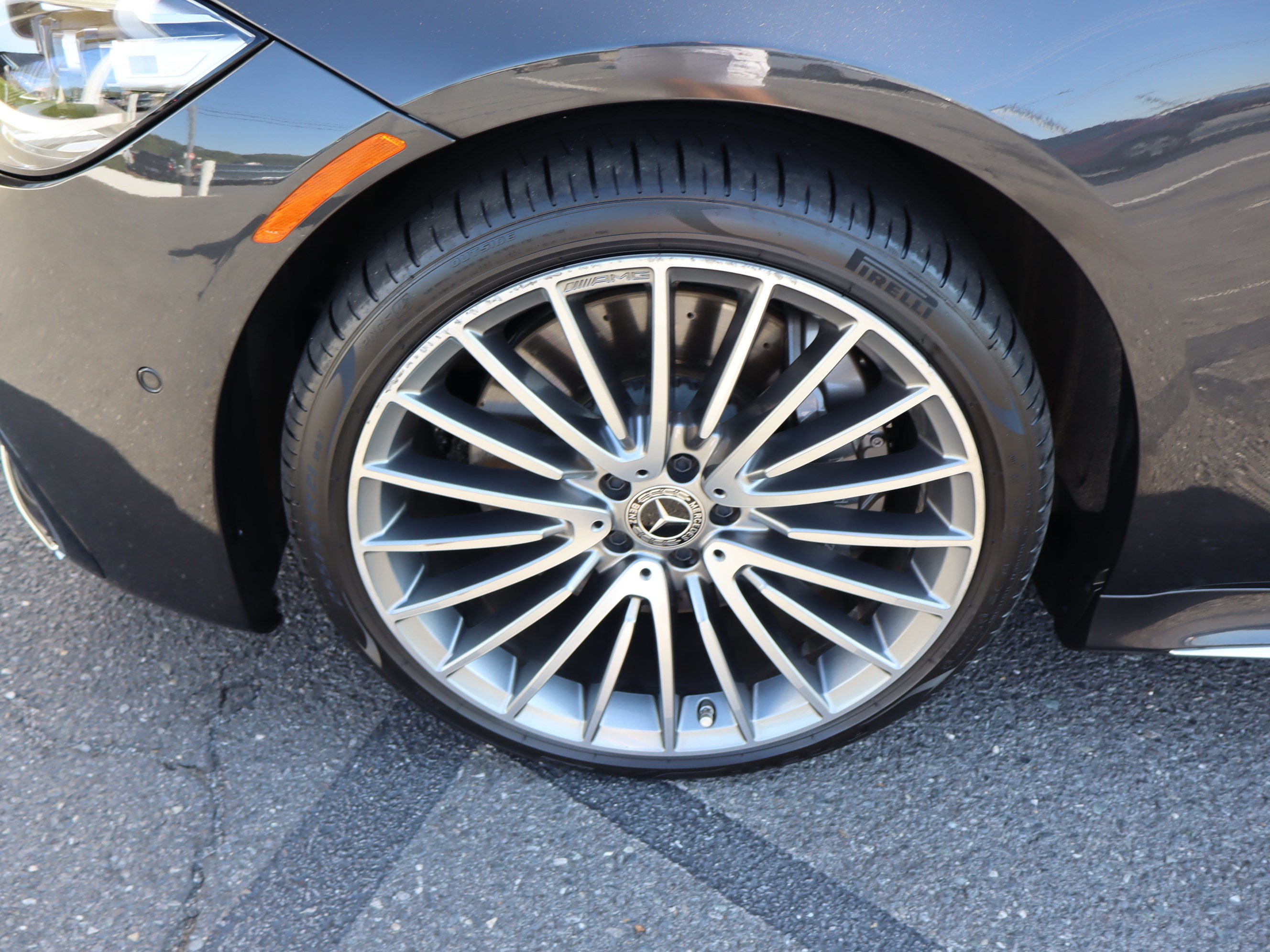 Used 2023 Mercedes-Benz S 500 4MATIC image 42