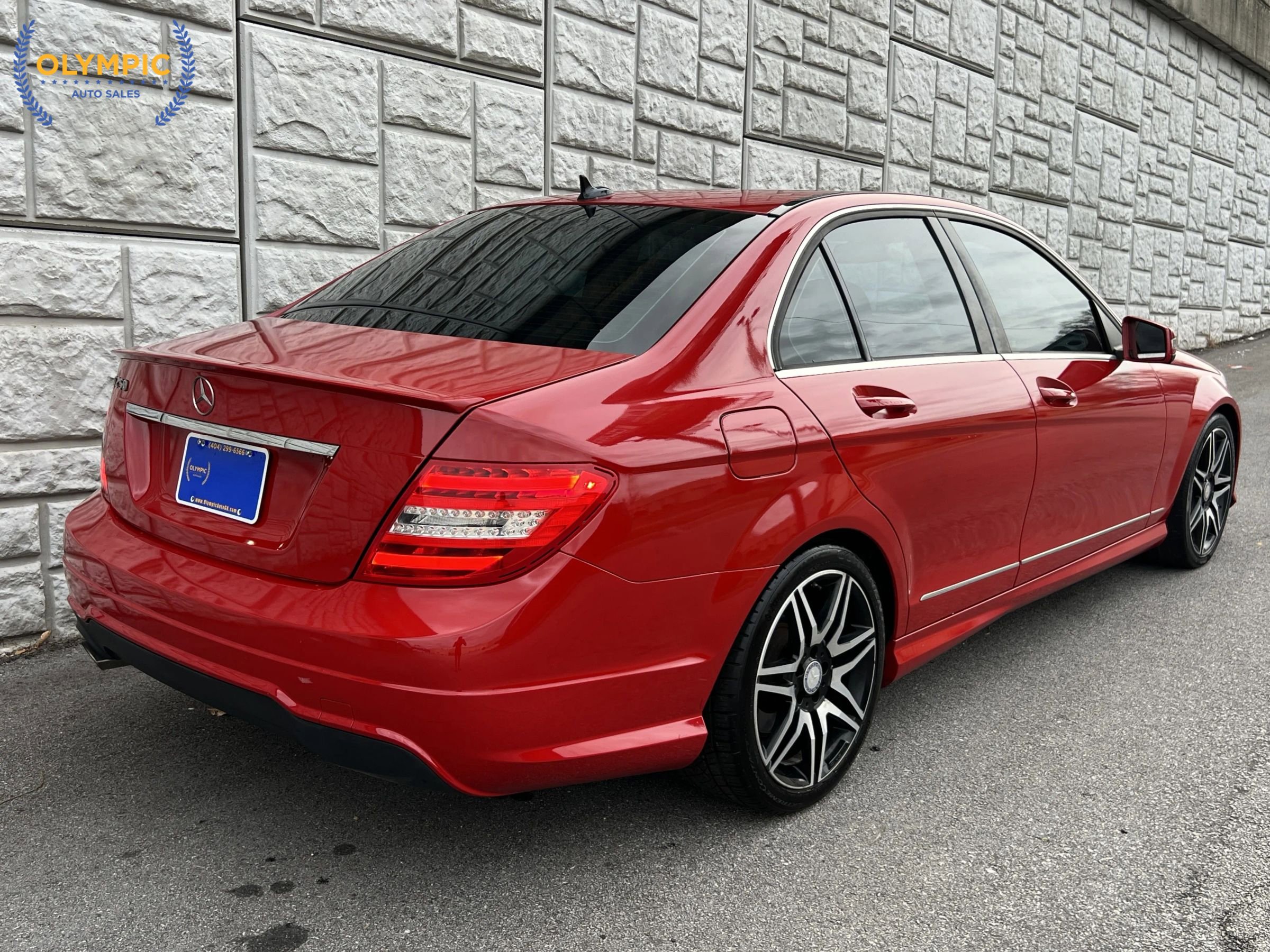 Used 2014 Mercedes-Benz C 250 Sedan w/ Premium 1 Package image 6