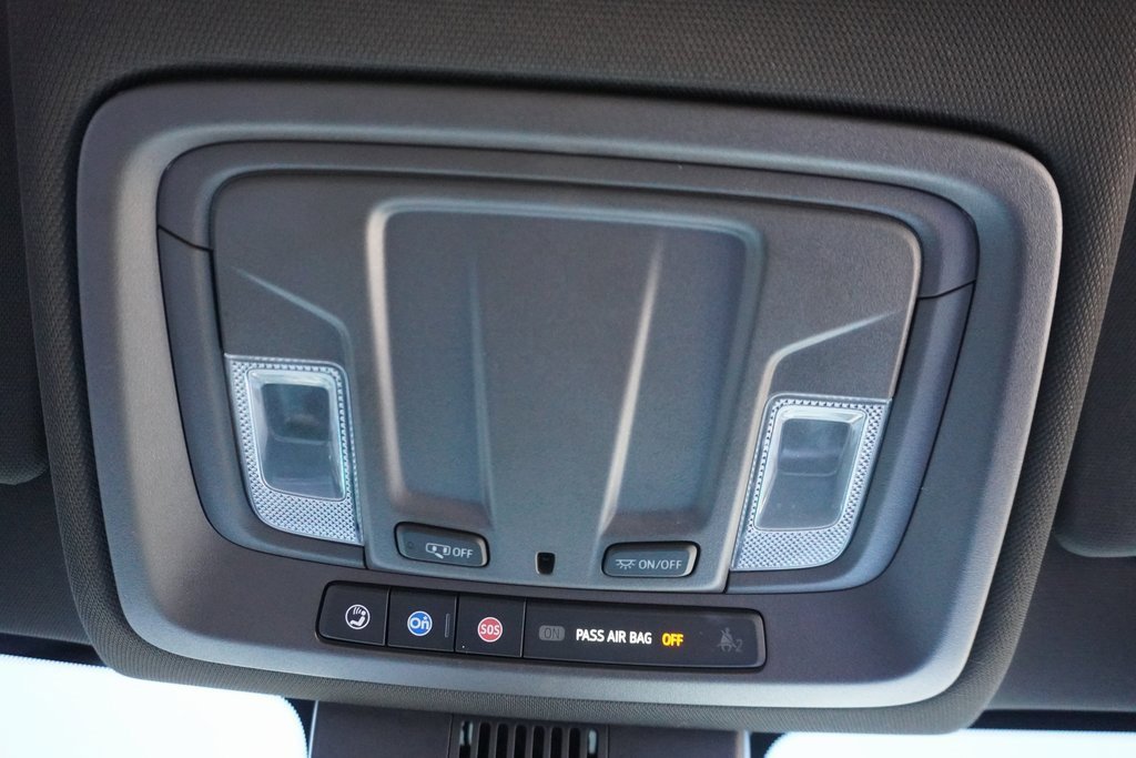 Used 2023 Chevrolet Silverado 1500 LT w/ Protection Package image 16