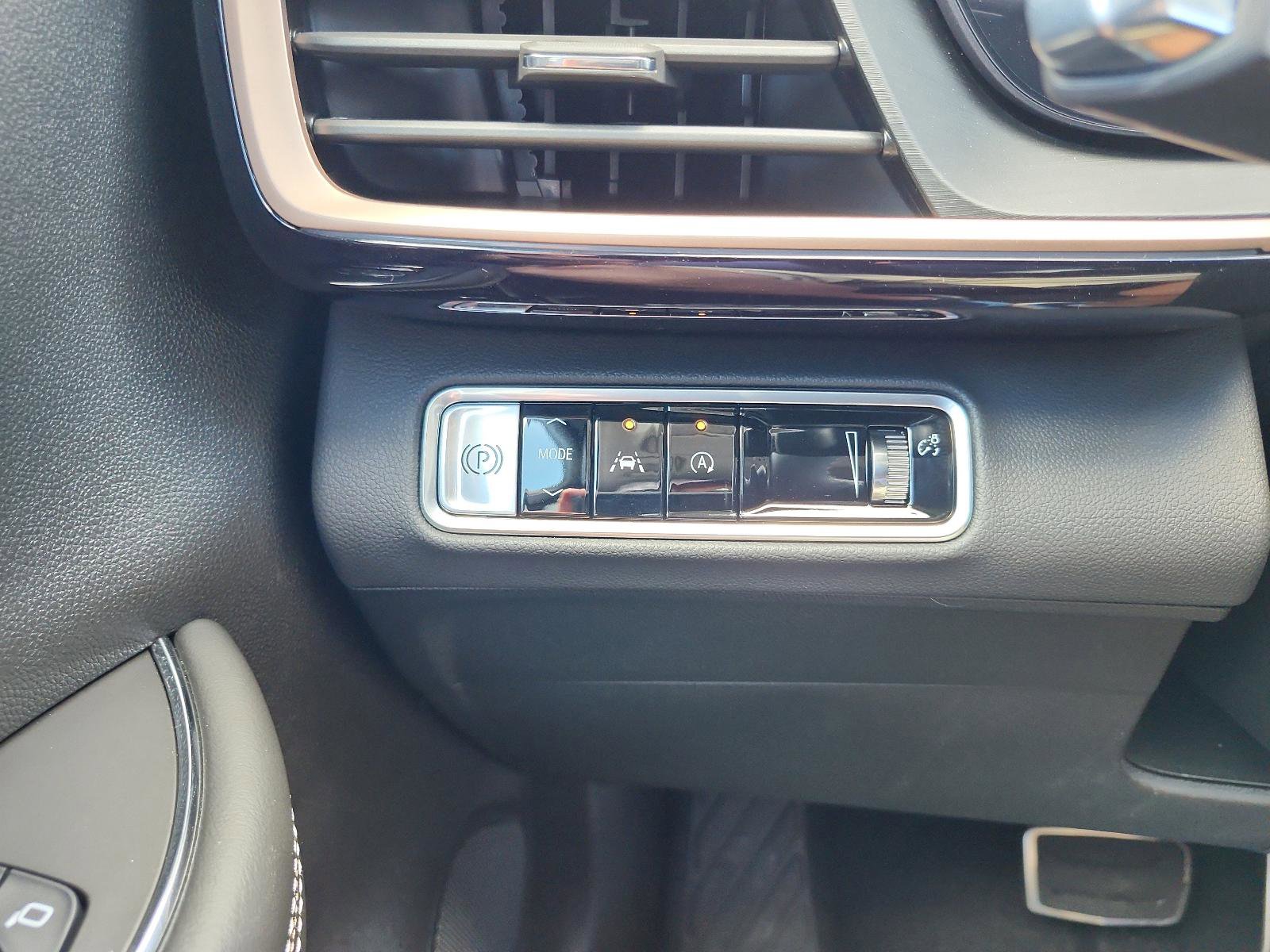 New 2025 Buick Envision Sport Touring image 18