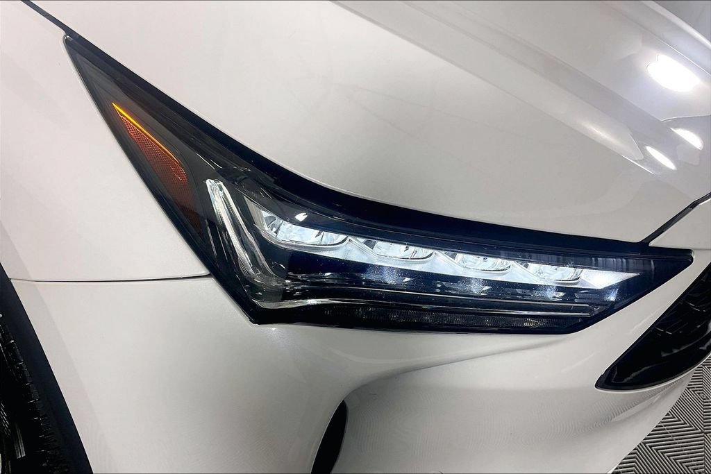 Used 2023 Acura MDX A-Spec AWD/4WD image 39