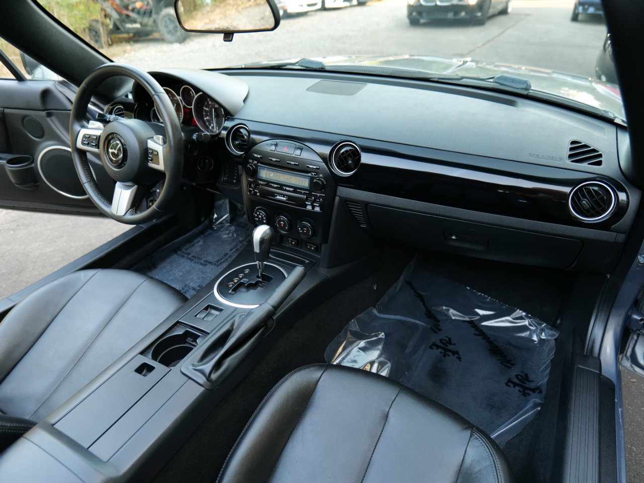 Used 2008 MAZDA MX-5 Miata Grand Touring w/ Premium Pkg image 31